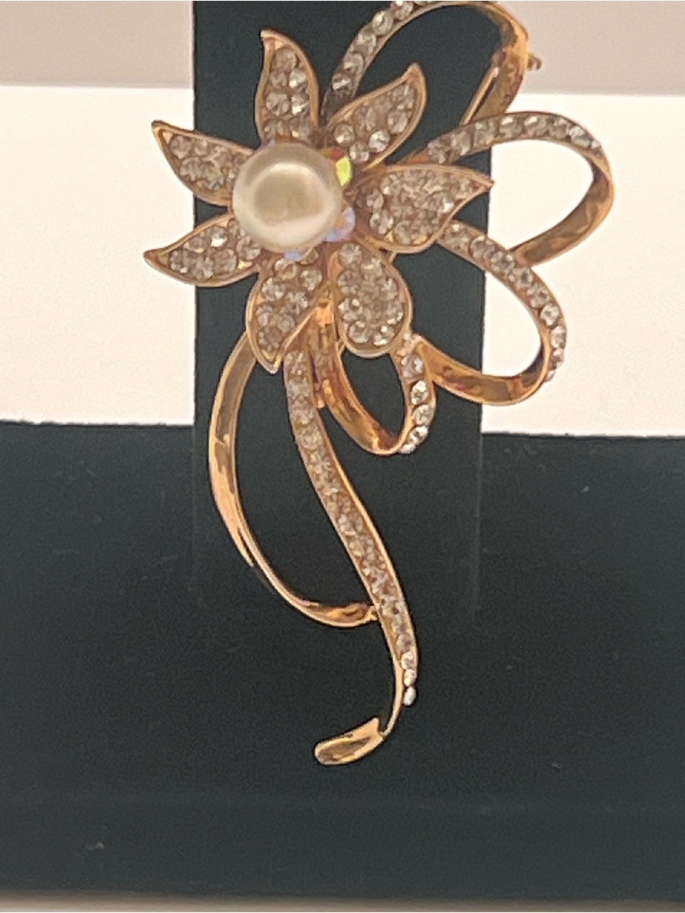 Gold-Tone Pearl & Crystal Flower Brooch for Women